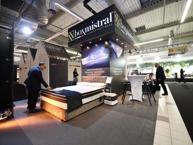 stand360 - Budujemy stoiska, które sprzedają