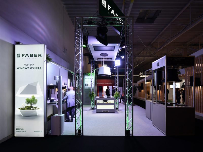 stand360 - Budujemy stoiska, które sprzedają