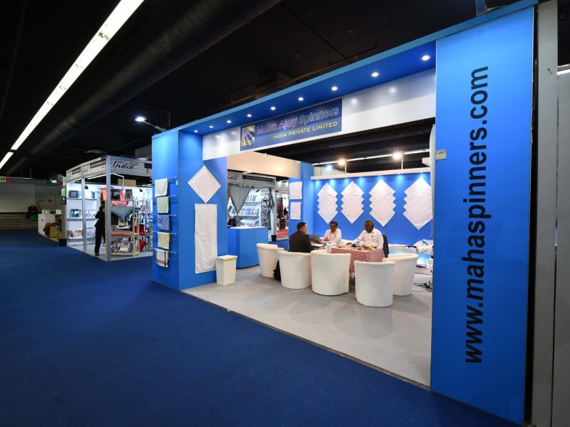 biały fotel fotele wynajem targi