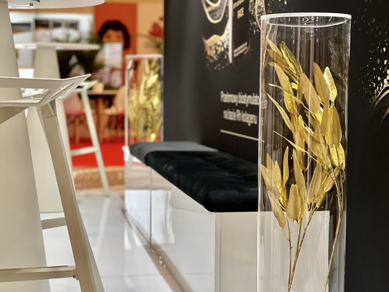 dekoracje złote na targi stoisko targowe event otwarcie
