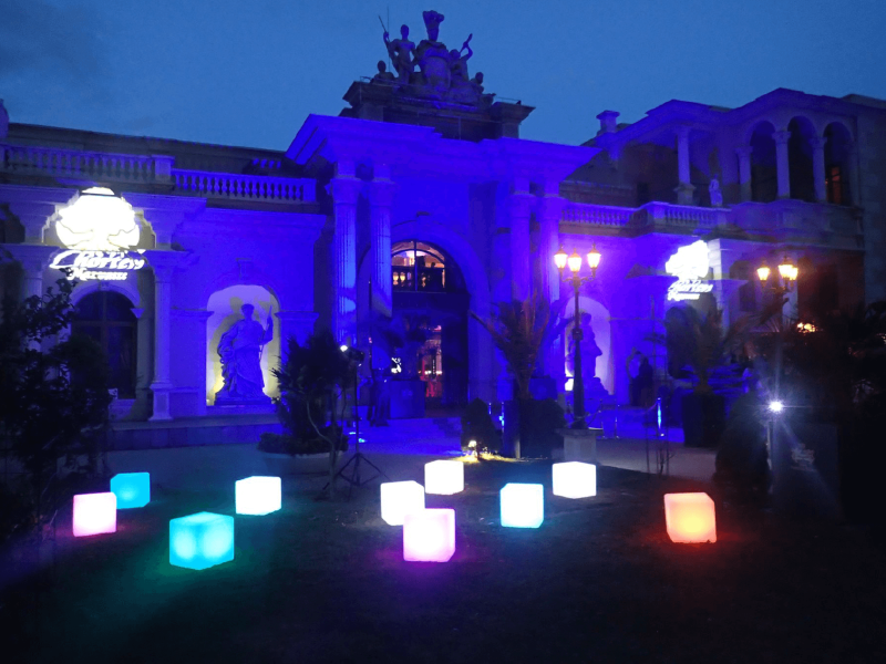 stand360 - Budujemy stoiska, które sprzedają