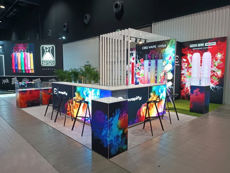 wypożyczalnia warszawa ekspozytor targowy produktów gablota ekspozycyjna