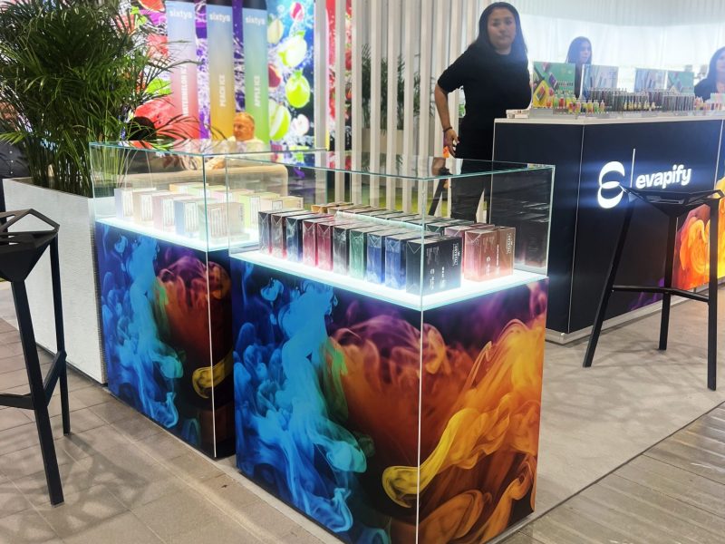 display exhibition rent rental warsaw poland germany booth stand