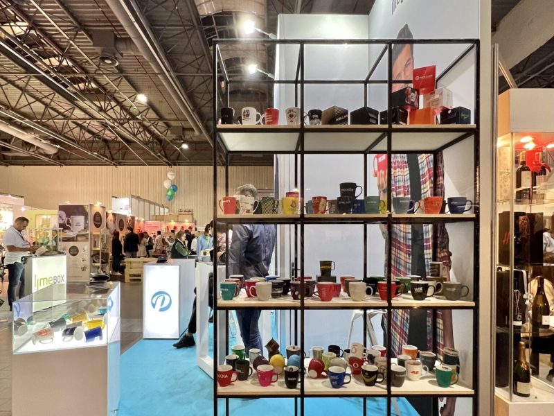 regał ekspozycyjny wynajem warszawa wypożyczalnia