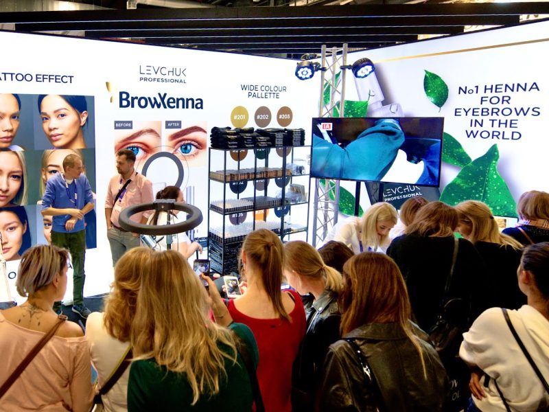 stand360 - Budujemy stoiska, które sprzedają