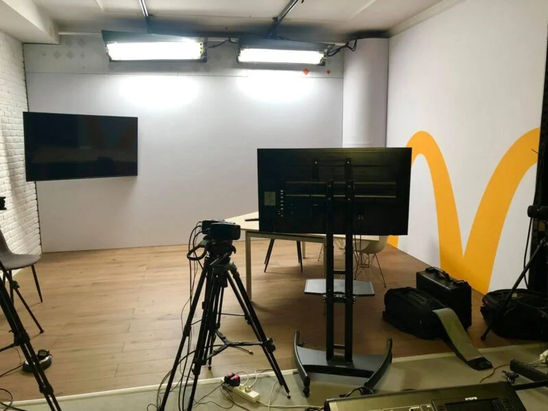 transmisja online tło druk ścianka