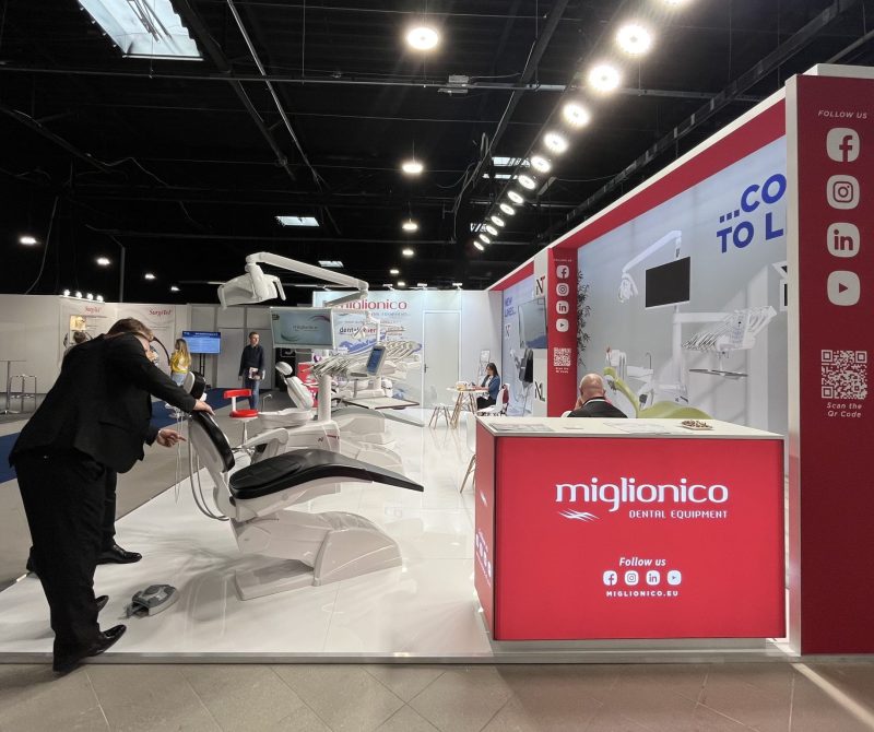 led backlighted courner rental warsaw poland germany booth stand builder