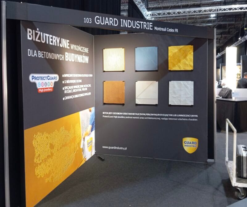 Stoisko z wynajętymi ścianami na targach Architect@Work.