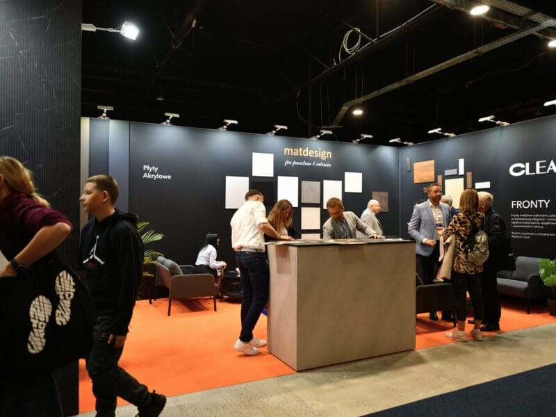 Professional booth setup for Warsaw Home at Ptak Warsaw EXPO