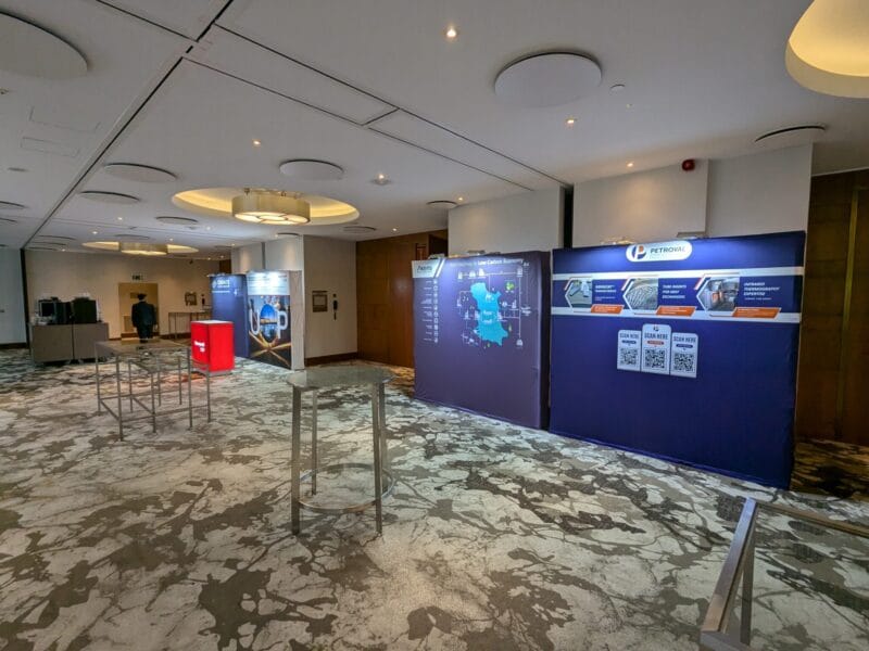 trade show pop-up wall with custom branding pop-up exhibition wall for rental or purchase