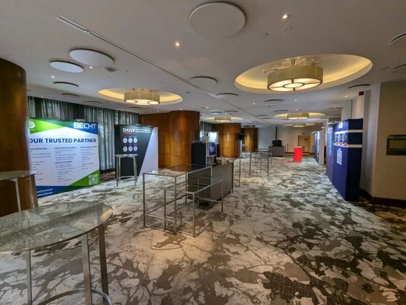 straight pop-up exhibition backdrop