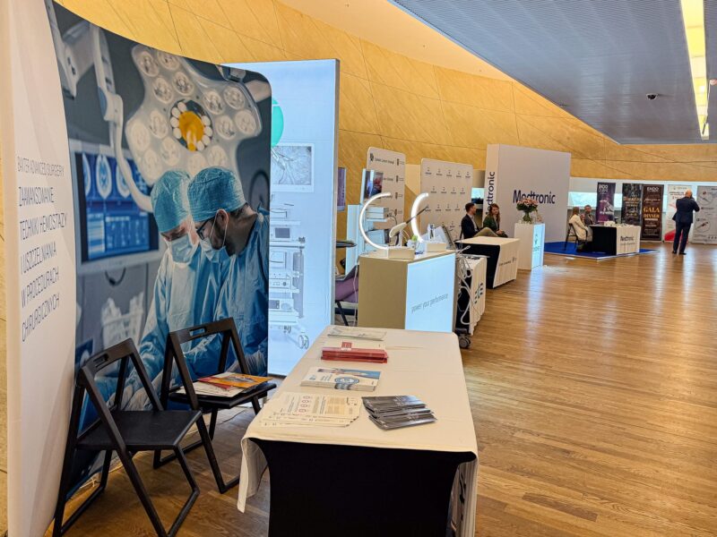 tanie ścianki tekstylne targi hotel warszawa