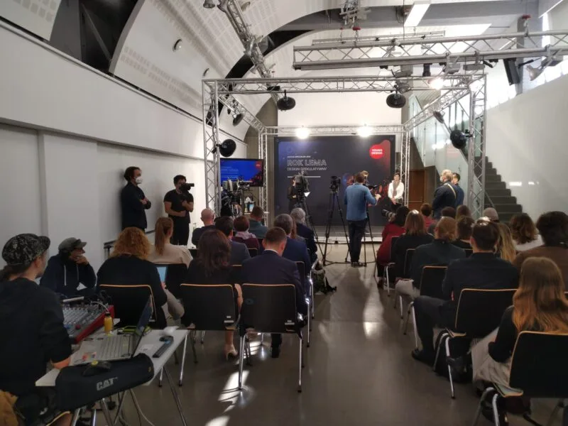 stand360 - We build stands that sell