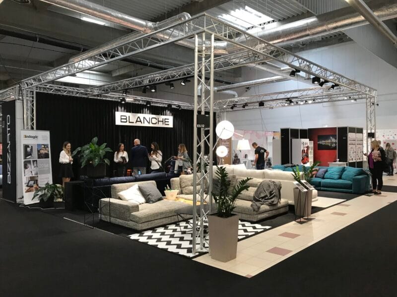 stand360 - Budujemy stoiska, które sprzedają