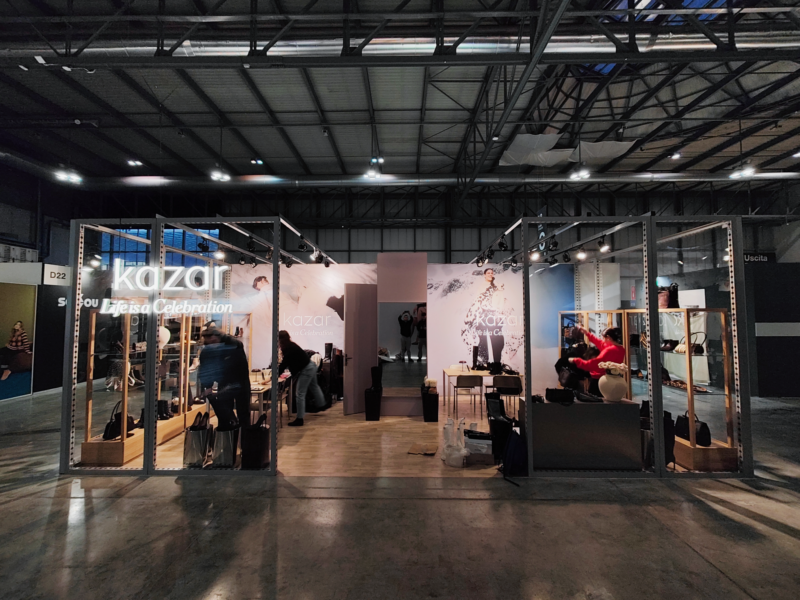 stand360 - Budujemy stoiska, które sprzedają
