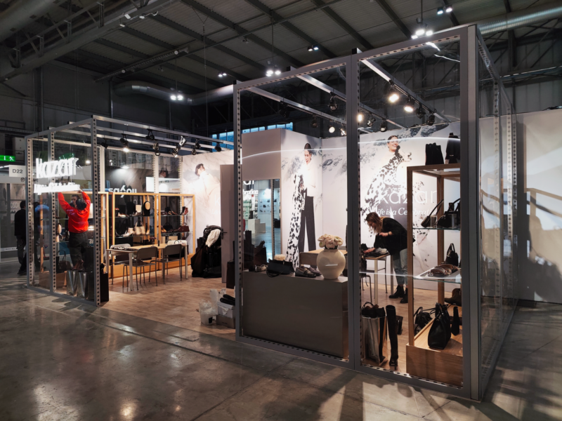 stand360 - Budujemy stoiska, które sprzedają